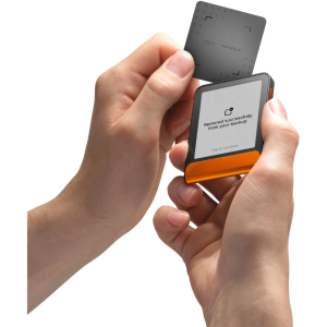 ledger-flex-orange-crypto-hardware-wallet-with-recovery-key-3